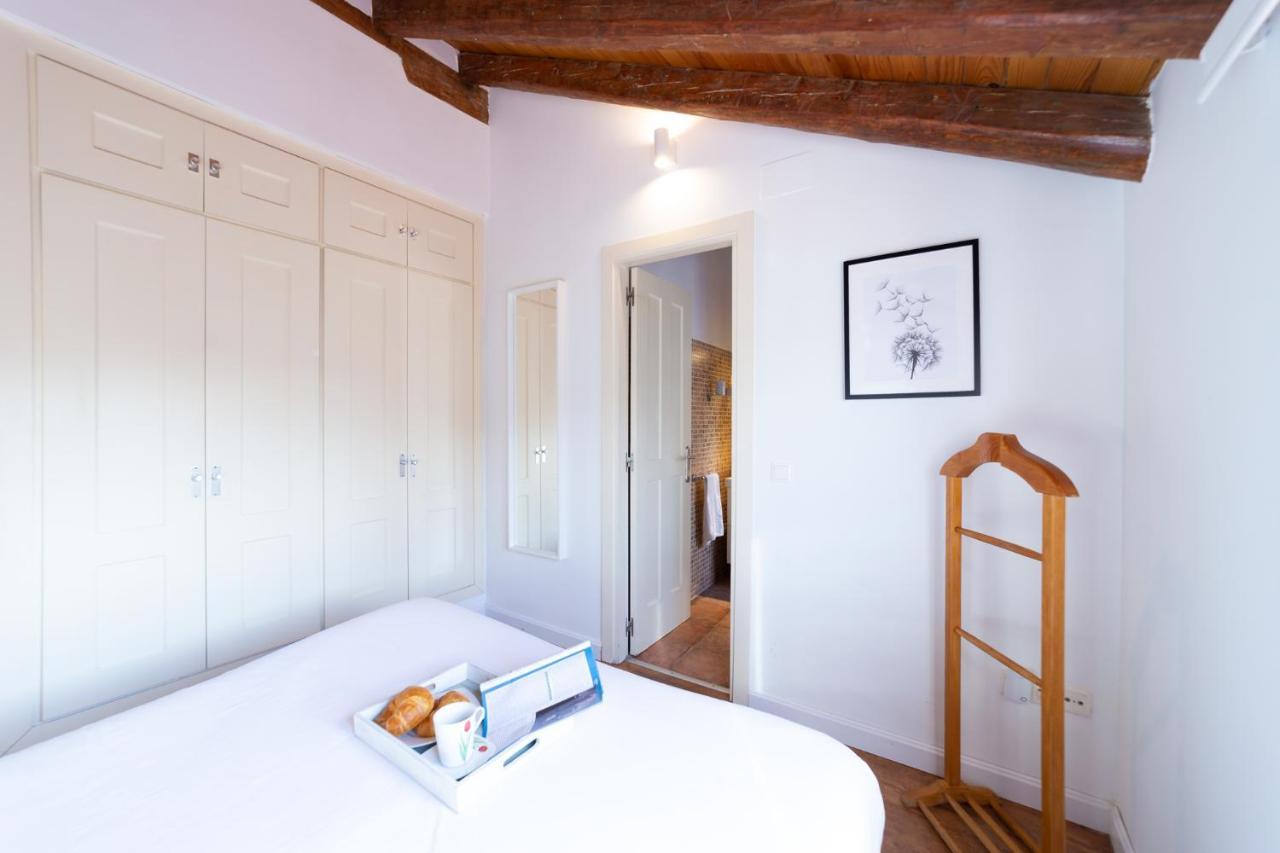 Apartamentos Puerta Del Sol I 마드리드 외부 사진