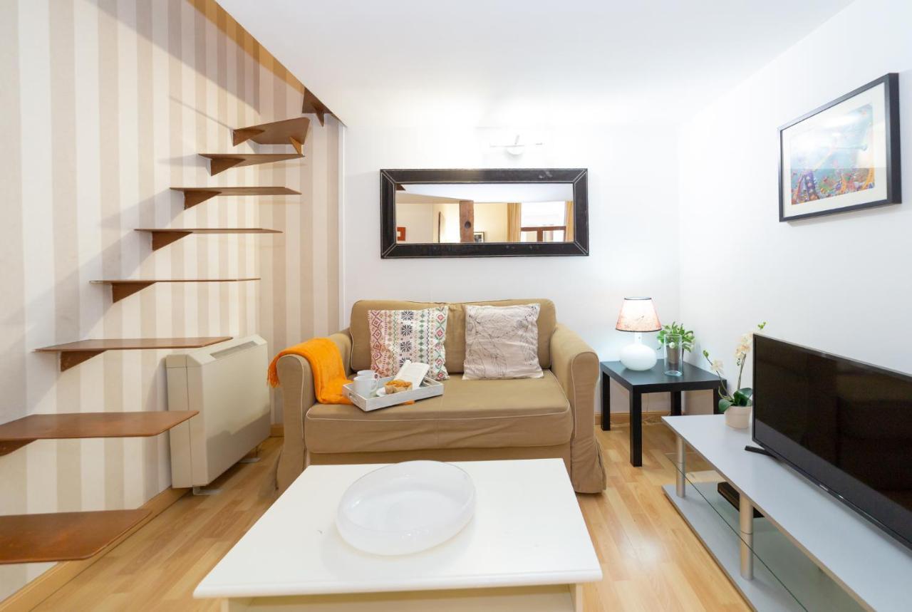 Apartamentos Puerta Del Sol I 마드리드 외부 사진